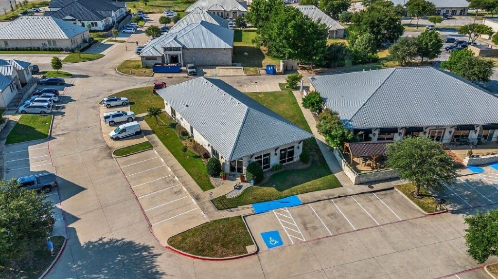 Mid Cities Retail / Office Building